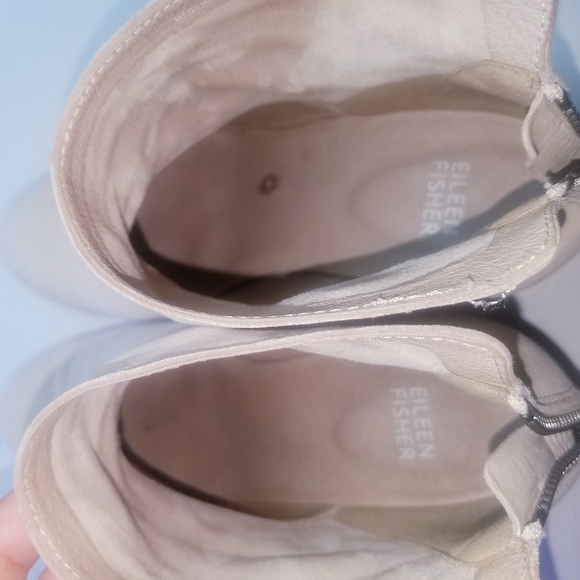 🌸 Eileen Fisher | Suri Suede Ankle Boots, size 8 - Picture 4 of 8